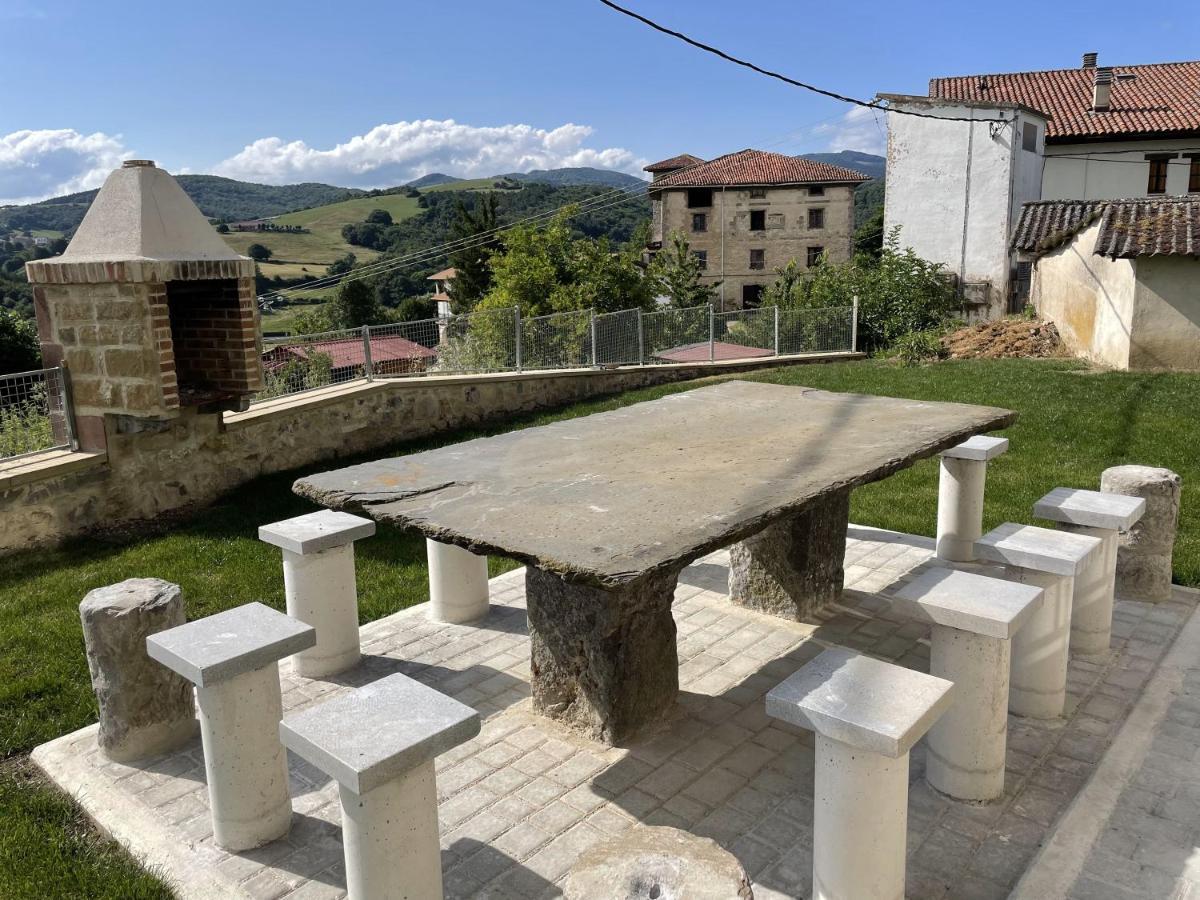 Casa Rural Juangoxenea Ihaben Luaran gambar